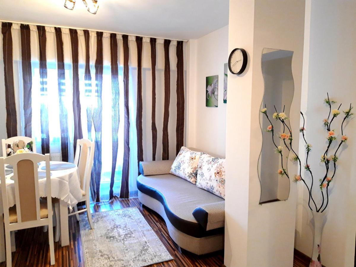 70 négyzetméteres, 2 hálószobás Apartman 1 fürdőszobával Astra területén Brassó Kültér fotó