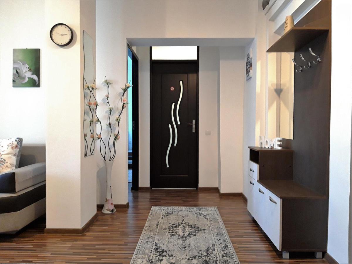 70 négyzetméteres, 2 hálószobás Apartman 1 fürdőszobával Astra területén Brassó Kültér fotó